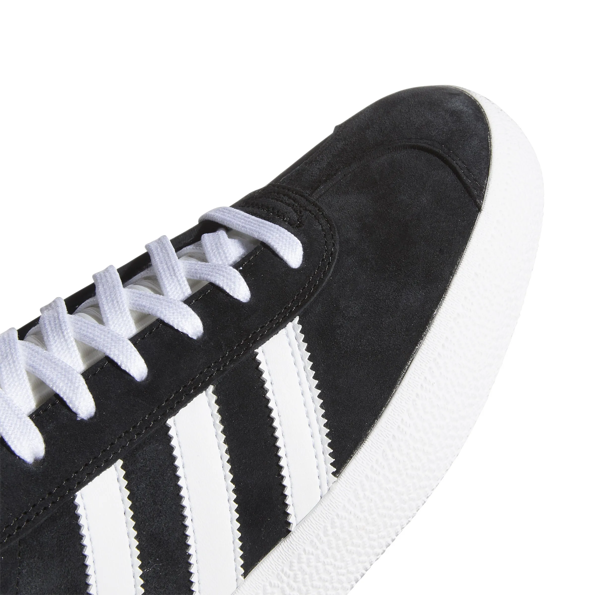 Adidas - Gazelle ADV in Core Black/Cloud White/Gold Metallic