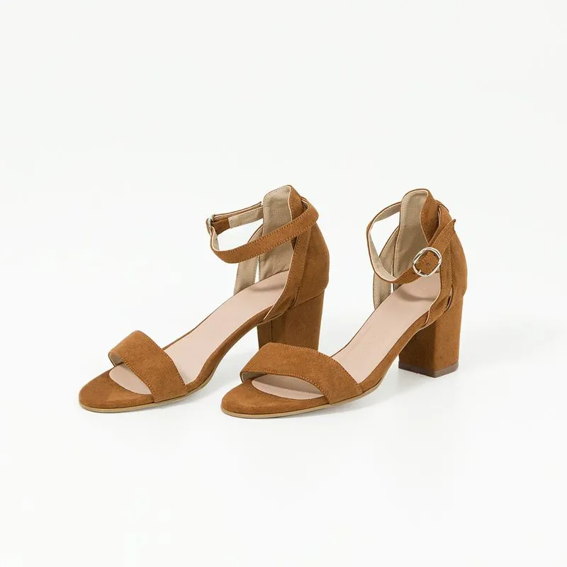 Bali Heeled Sandals altura cinco y medio