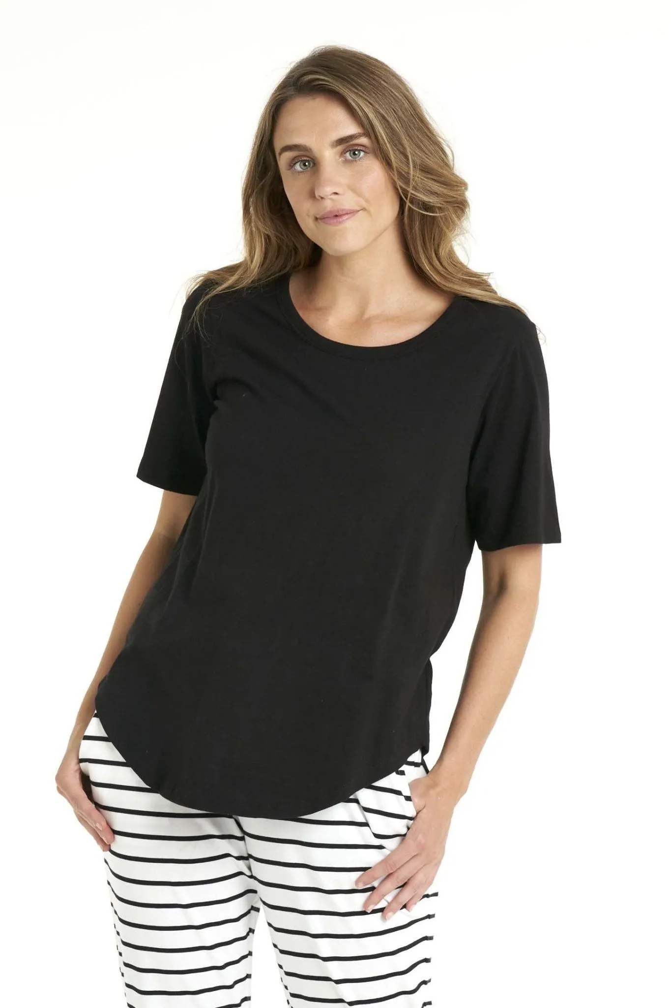 Betty Basics Ariana Tee in Black