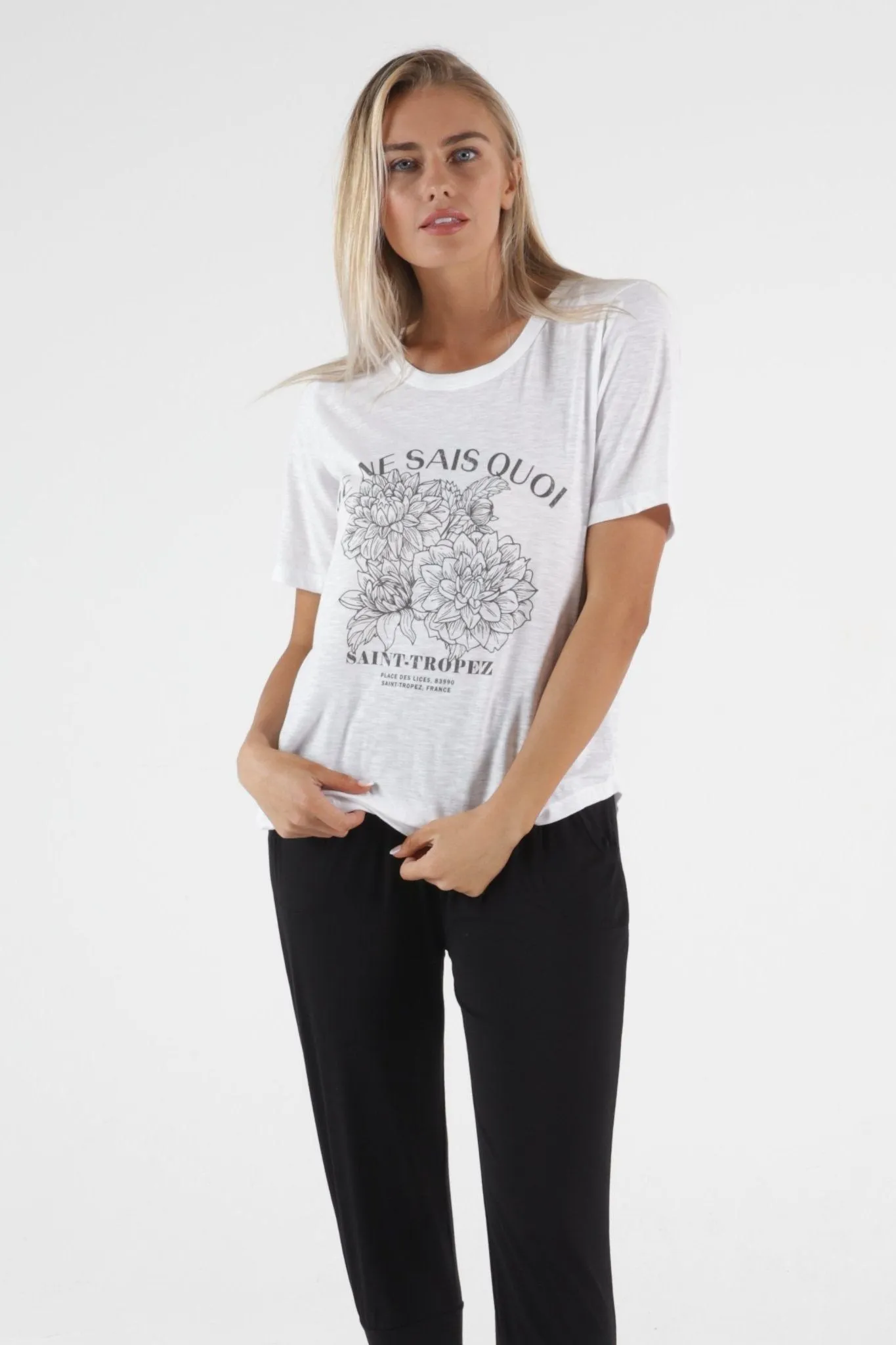 Betty Basics Ariana Tee in White - Je Ne Sais Quoi