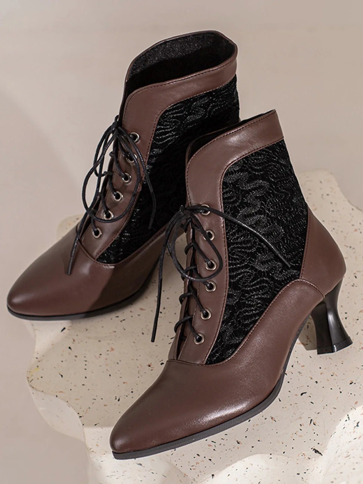 Lace Pointed Leather Heel Vintage Boots