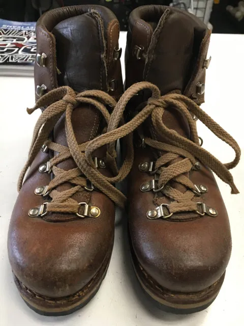 Meindl Brown Mens 9 Used Hiking Boots