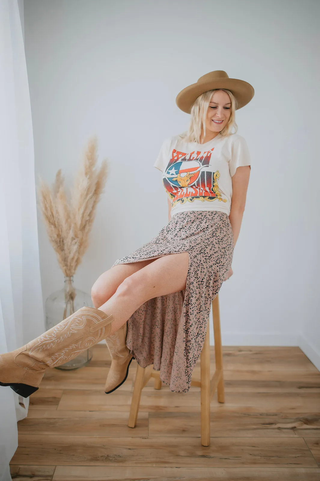 The Willie Nelson Texas Bull Tour Tee by Daydreamer